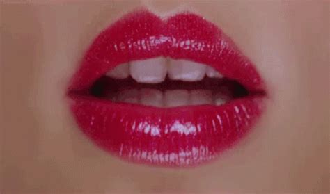 kissing lips gif|Kiss Lip GIF